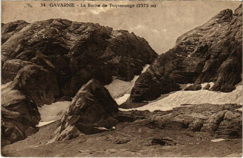 Carte postale ancienne Gavarnie - La Borne de Tuquerouge
