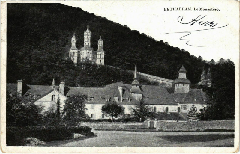 Carte postale ancienne Betharram - Le Monastére à Asté