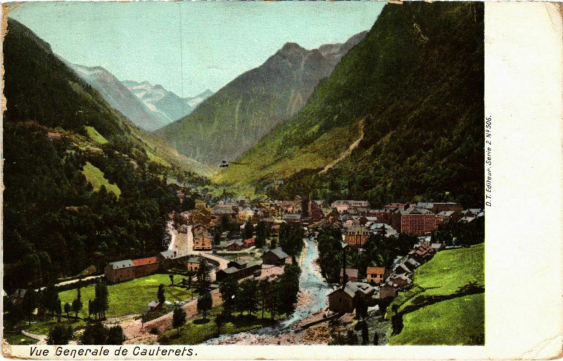Carte postale ancienne Vue Generale de Cauterets à Cauterets
