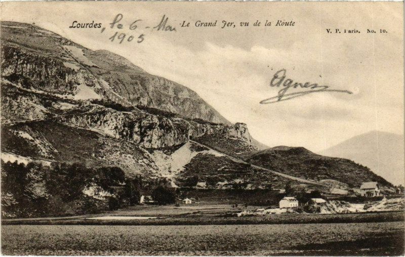 Carte postale ancienne Lourdes Le Grand Jer à Lourdes