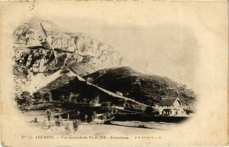Carte postale ancienne Lourdes Vue Générale du Pie du Jer à Lourdes