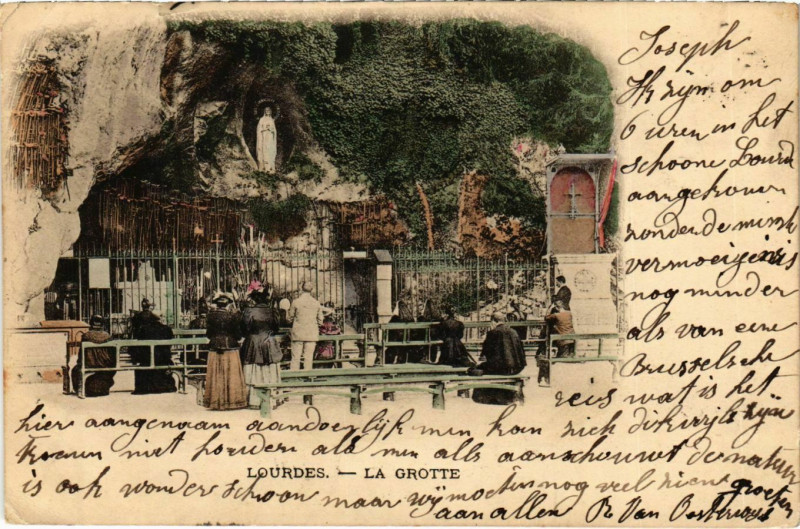 Carte postale ancienne Lourdes La Grotte à Lourdes