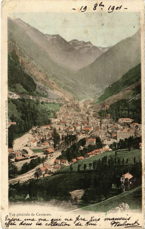 Carte postale ancienne Vue générale de Cauterets à Cauterets