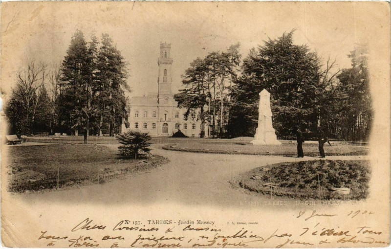Carte postale ancienne Tarbes Jardin Massey à Tarbes
