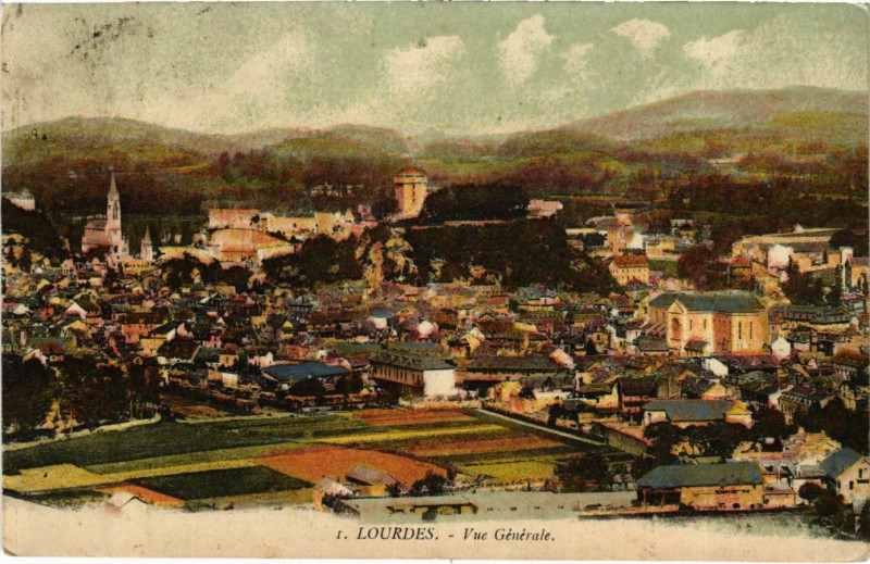 Carte postale ancienne Lourdes Vue Générale à Lourdes