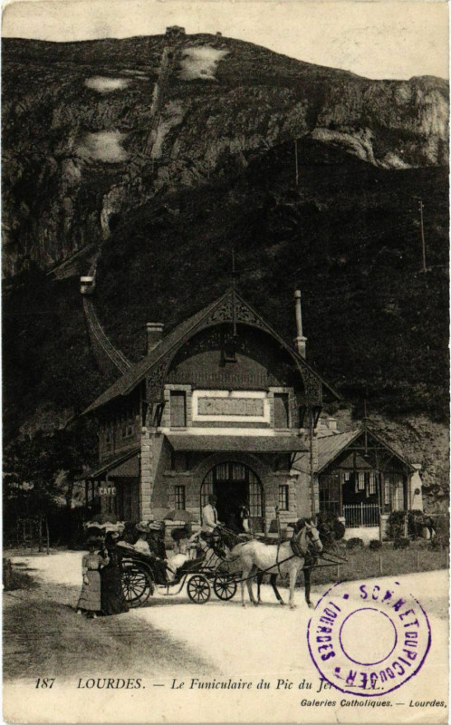 Carte postale ancienne Lourdes Le Funiculaire du Pic Jer à Lourdes