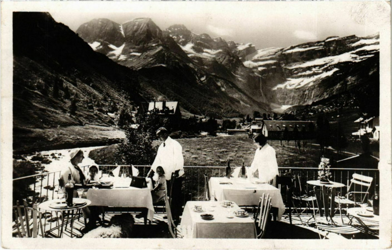 Carte postale ancienne Gavarnie Vue de la Terrasse