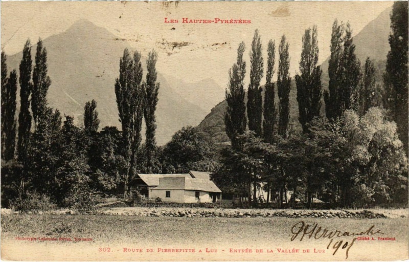 Carte postale ancienne Route de Pierrefitte a Luz- à Uz