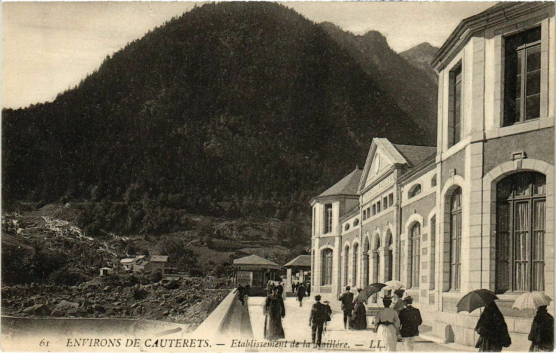 Carte postale ancienne Cauterets Etablissement de la Raillére à Cauterets