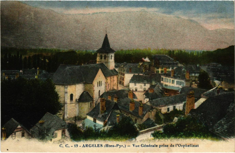 Carte postale ancienne Argeles-Vue Générale prise de l'Orphelinat à Ris
