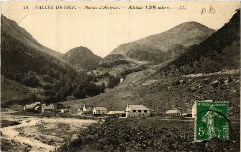 Carte postale ancienne Vallée de Grip Plateau d'Artigues à Artigues
