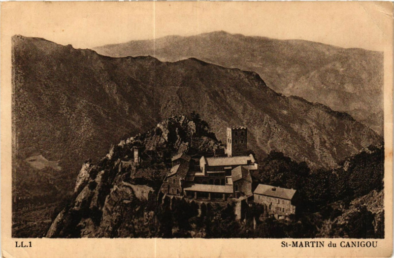 Carte postale ancienne Saint-Martin du Canigou à Saint-Martin