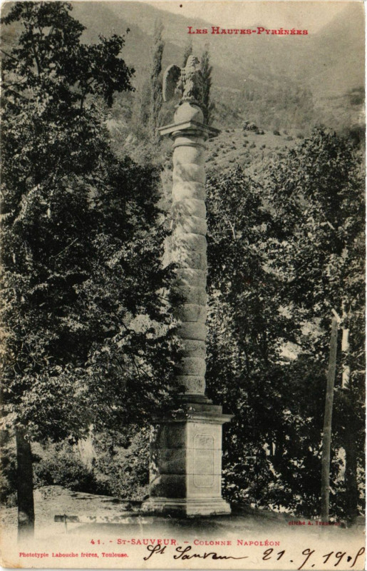 Carte postale ancienne Saint-Sauveur Colonne Napoleon