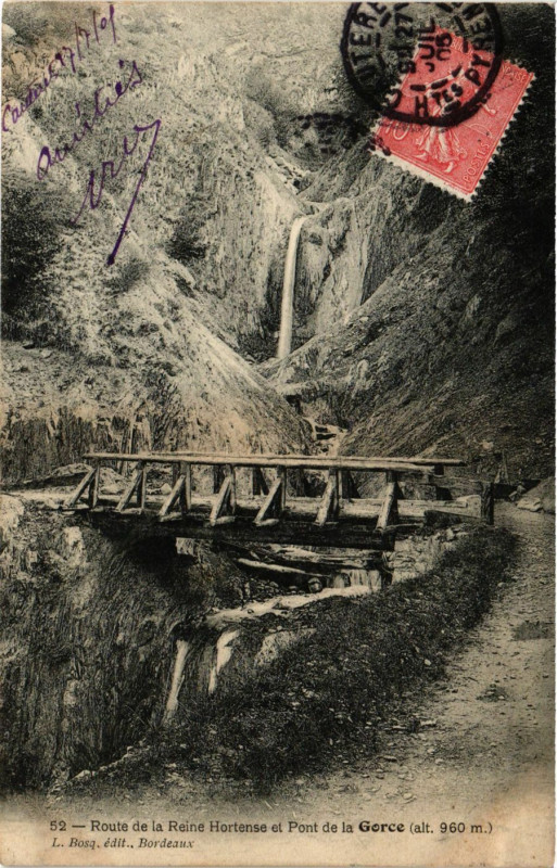 Carte postale ancienne Route de la Reine Hortense et Pont de la Gorce à Ens