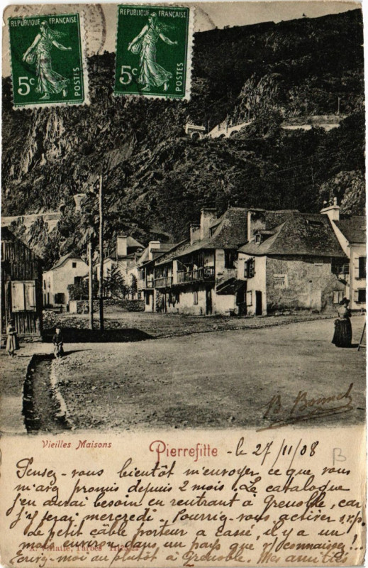 Carte postale ancienne Pierrefitte Vieilles Maisons
