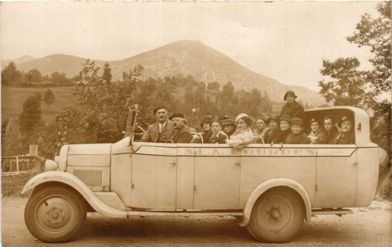 Carte postale ancienne Lourdes Carte photo-Real photo à Lourdes