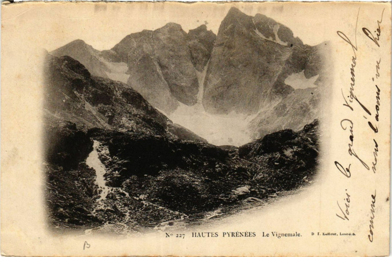 Carte postale ancienne Hautes Pyrenées Le Vignemale