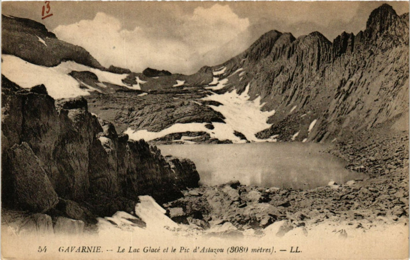 Carte postale ancienne Gavarnie Le Lac Glace et le Picc d'Aslazou