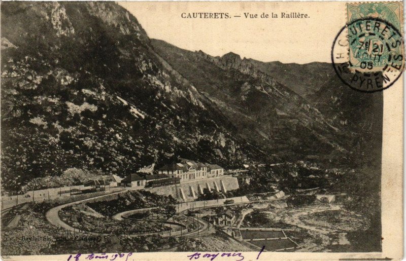 Carte postale ancienne Cauterets Vue de la RAIllere à Cauterets