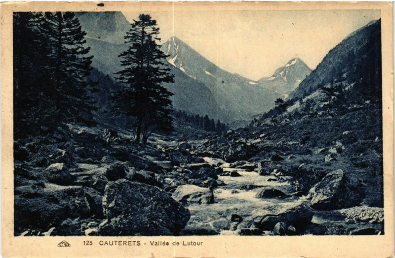 Carte postale ancienne Cauterets Vallée de Lutour à Cauterets