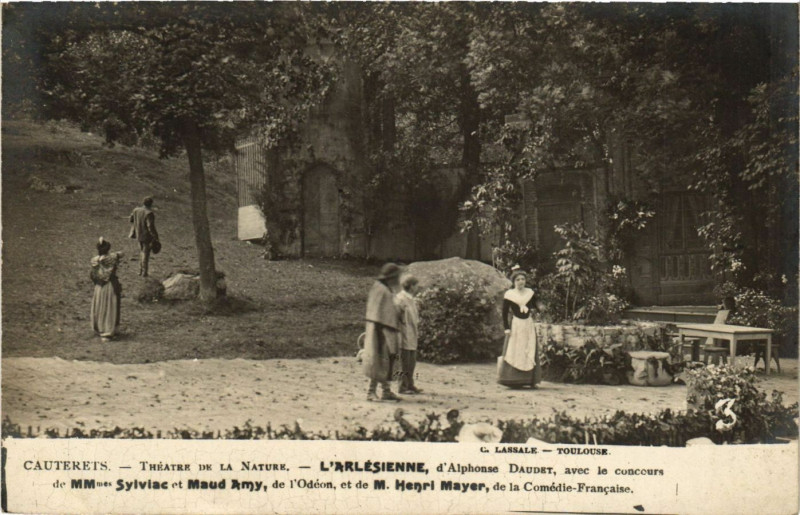 Carte postale ancienne Cauterets Theatre de la Nature-L'Arlesienne à Cauterets