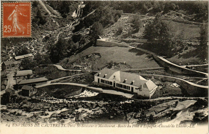 Carte postale ancienne Cauterets Route du Pont d'Espagne-Cascade de Lutour à Cauterets