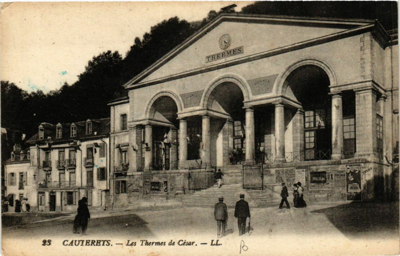 Carte postale ancienne Cauterets Les THERMes de Cesar à Cauterets