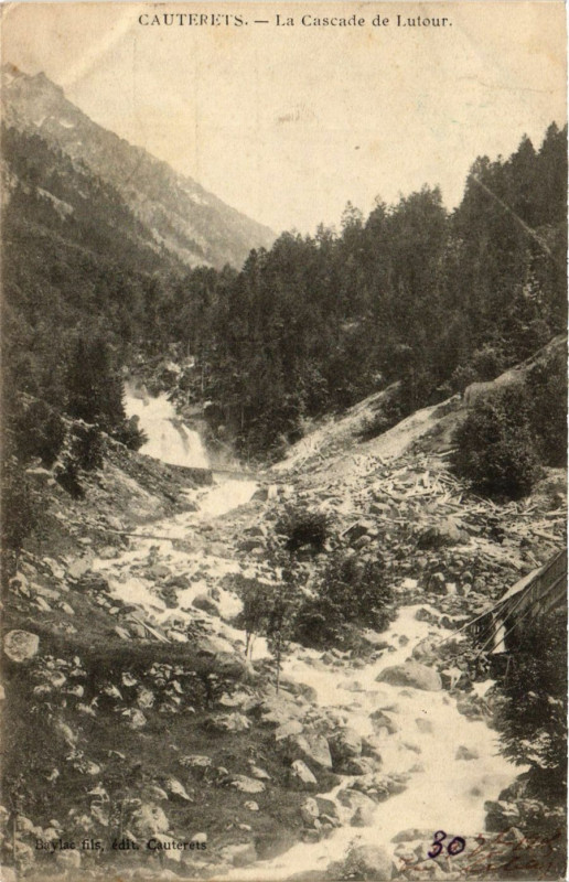 Carte postale ancienne Cauterets La Cascade de Lutour à Cauterets