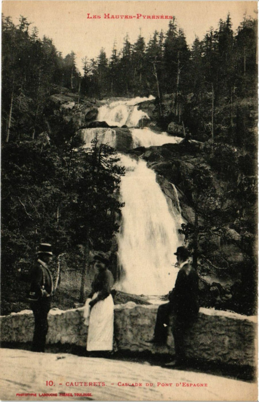 Carte postale ancienne Cauterets Cascade du Pont d'Espagne à Cauterets