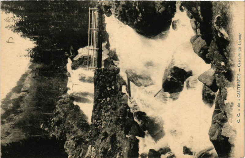 Carte postale ancienne Cauterets Cascade du Lutour à Cauterets