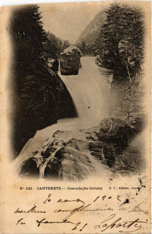 Carte postale ancienne Cauterets Cascade de Cerisey à Cauterets