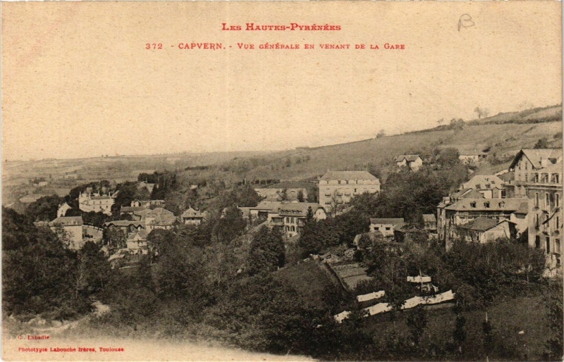 Carte postale ancienne Capvern Vue générale en Venant de la Gare à Capvern