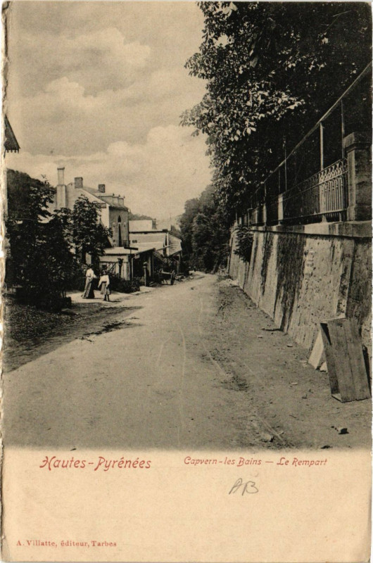 Carte postale ancienne Capvern-les-Bains Le Rempart à Capvern