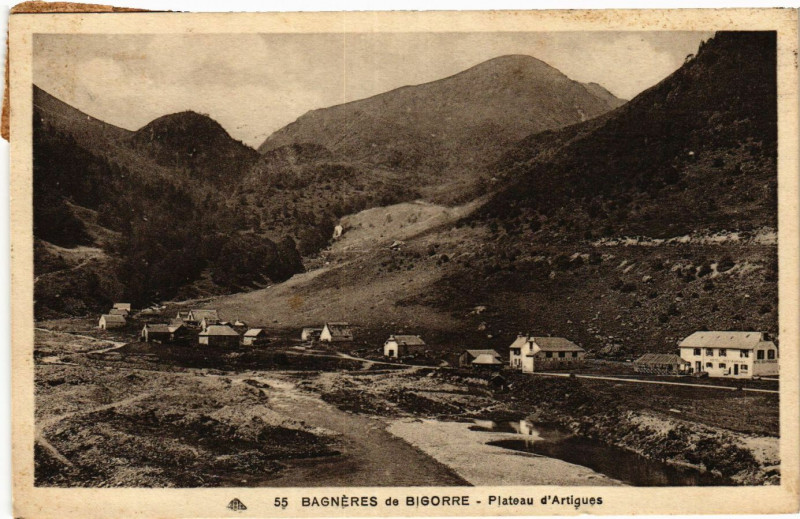 Carte postale ancienne Bagneres-de-Bigorre Plateau d'Artigues à Bagnères-de-Bigorre