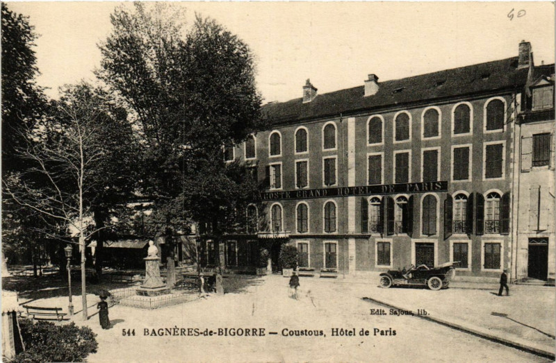 Carte postale ancienne Bagneres-de-Bigorre Coustous Hotel de Paris à Bagnères-de-Bigorre