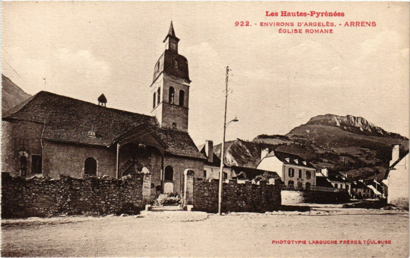 Carte postale ancienne Arrens Eglise Romane à Ens