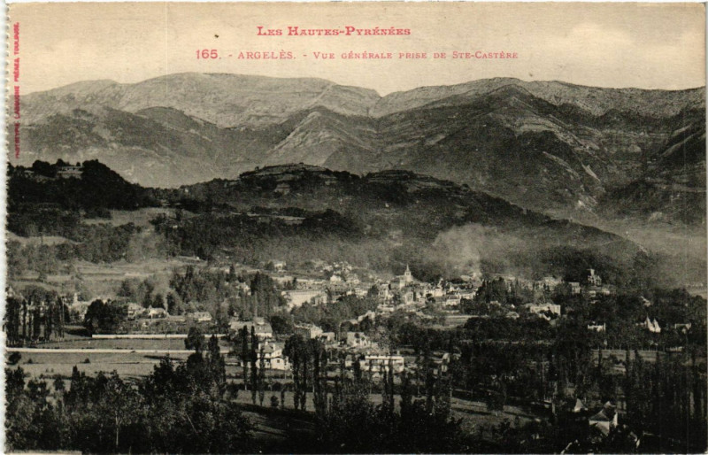 Carte postale ancienne Argeles Vue générale prise de Sainte-Castere à Ris