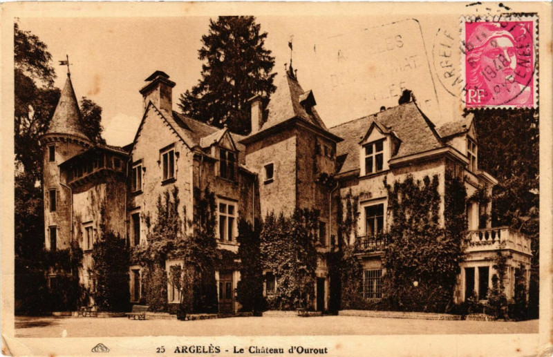 Carte postale ancienne Argeles Le Chateau D'Ourout