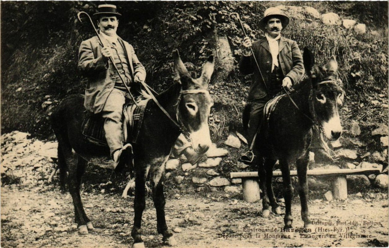 Carte postale ancienne Env. de Bareges Depart pour la Montagne à Barèges