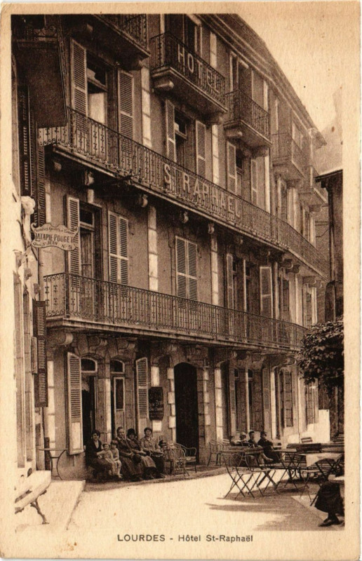 Carte postale ancienne Lourdes - Saint-Raphael à Lourdes