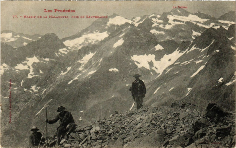 Carte postale ancienne Les Pyrenées - Massif de la Maladetta pris de Sauvegarde à Ris