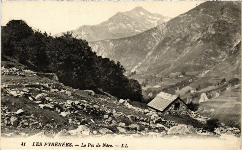 Carte postale ancienne Les Pyrenées - Le Pic de Nere