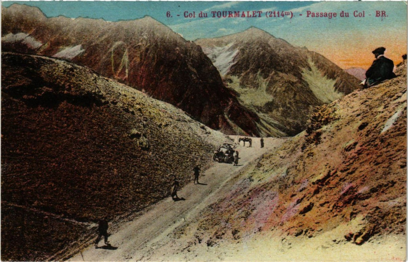 Carte postale ancienne Col du Tourmalet - Passage du Col