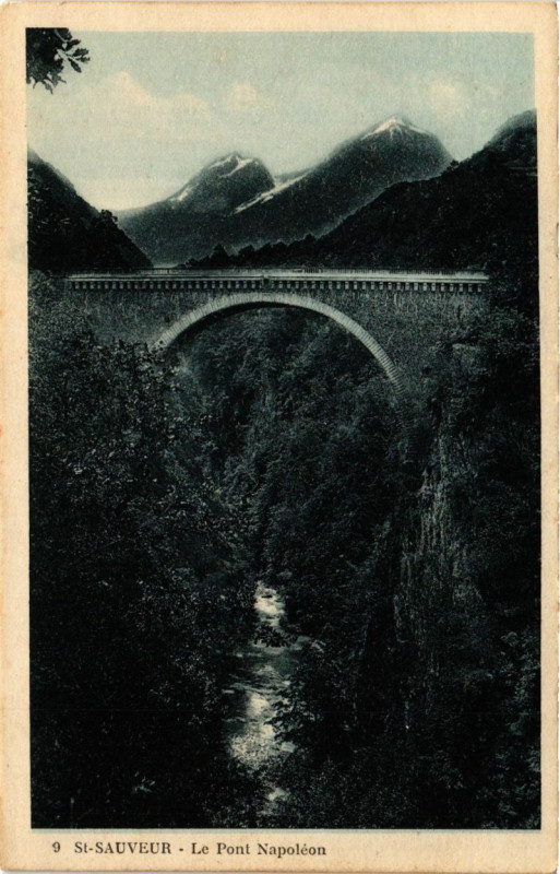Carte postale ancienne Saint-Sauveur - Le Pont Napoleon