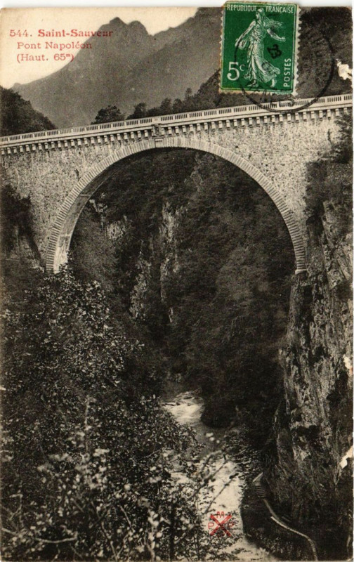 Carte postale ancienne Saint-Sauveur - Le Pont Napoleon