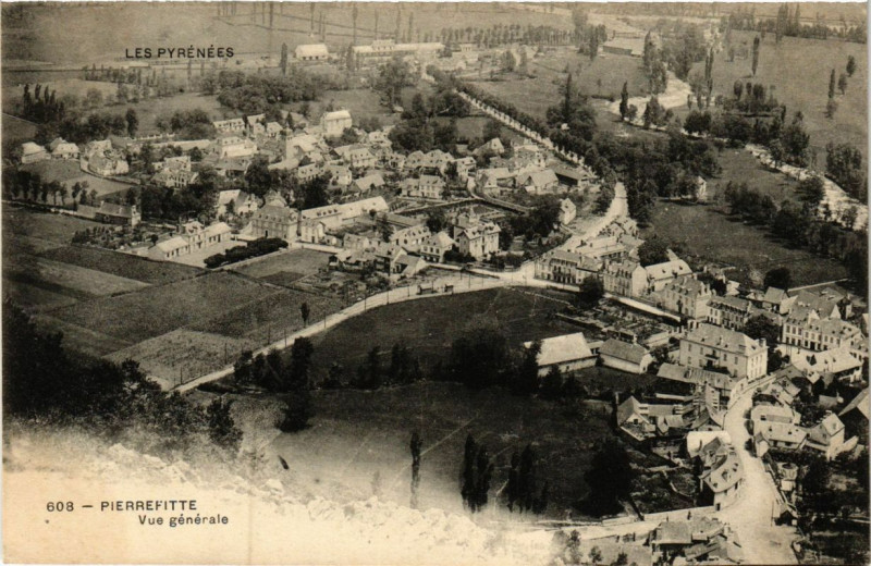 Carte postale ancienne Pierrefitte - Vue générale