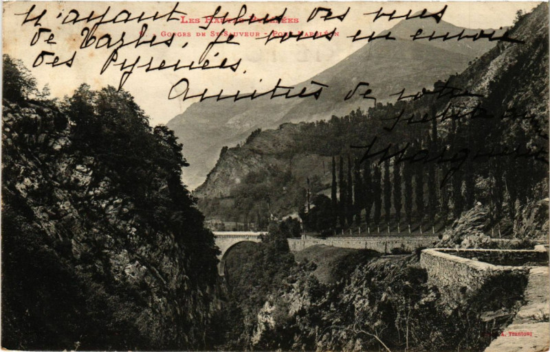 Carte postale ancienne Gorges de Saint-Sauveur - Pont Napoleon