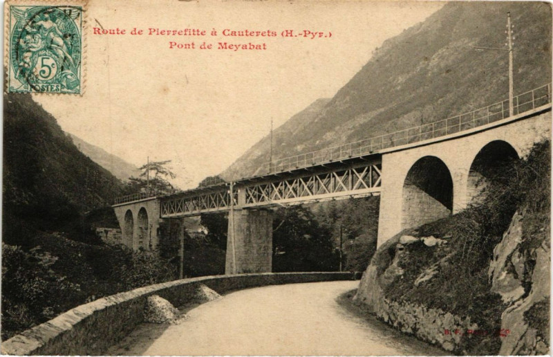 Carte postale ancienne Route de Pierrefitte a Cauterets - Pont de Meyabat à Cauterets
