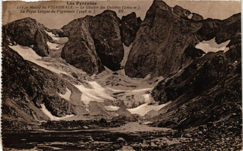Carte postale ancienne Massif du Vignemale - Le Glacier de Oulettes