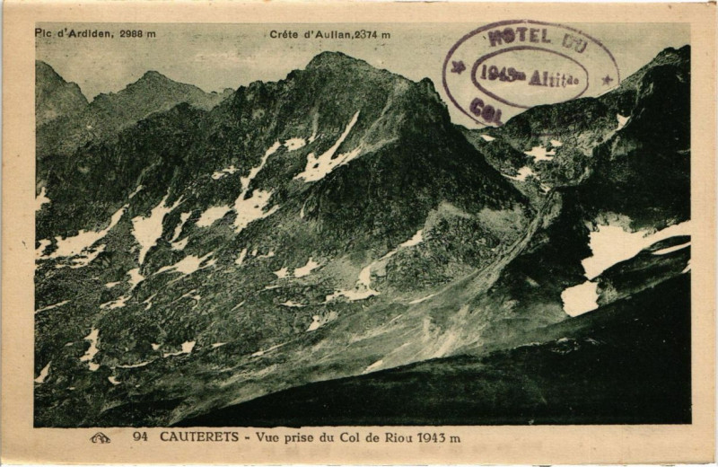 Carte postale ancienne Cauterets - Vue prise du Col de Riou à Cauterets